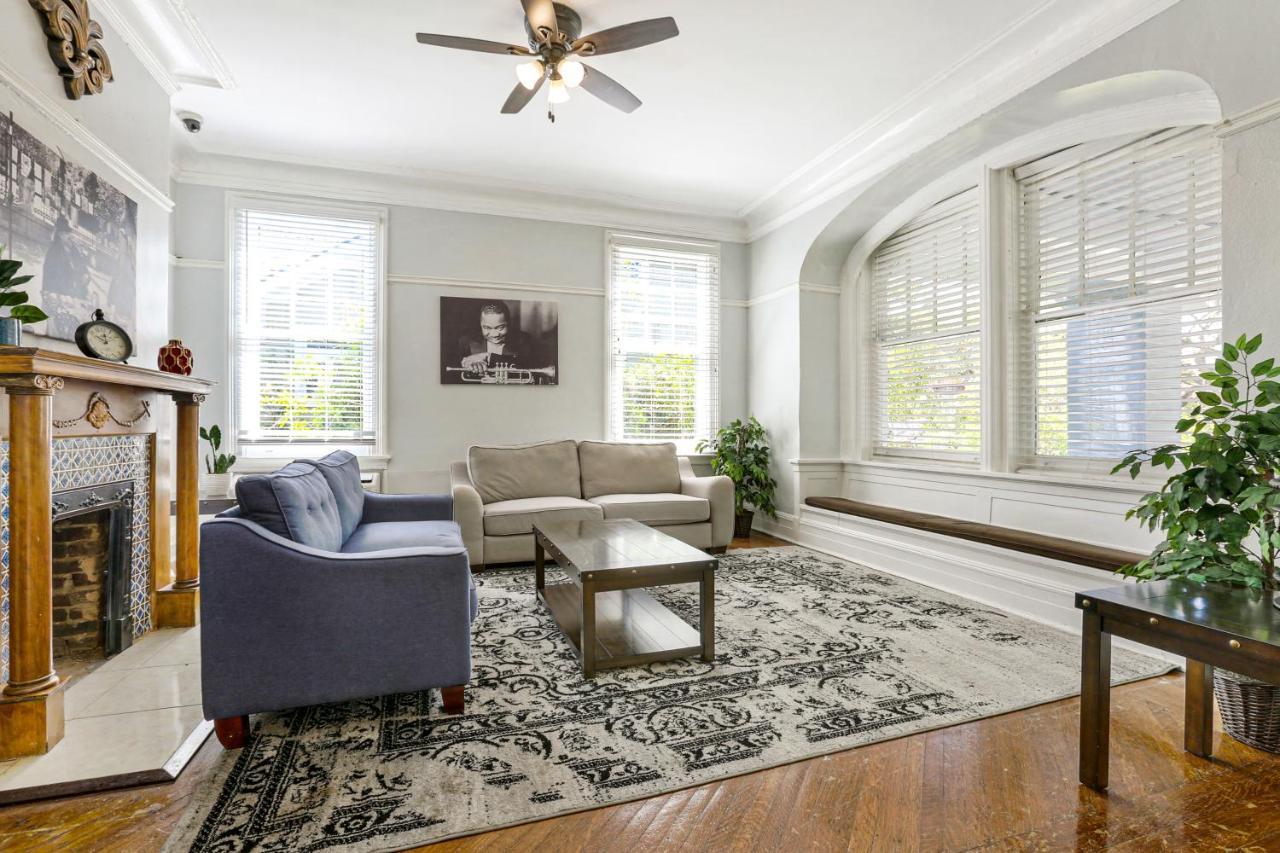Express Close To Amenities Apartment *