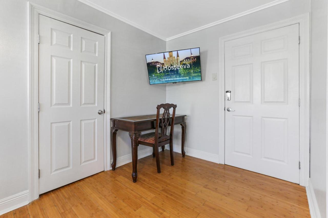 Express Close To Amenities