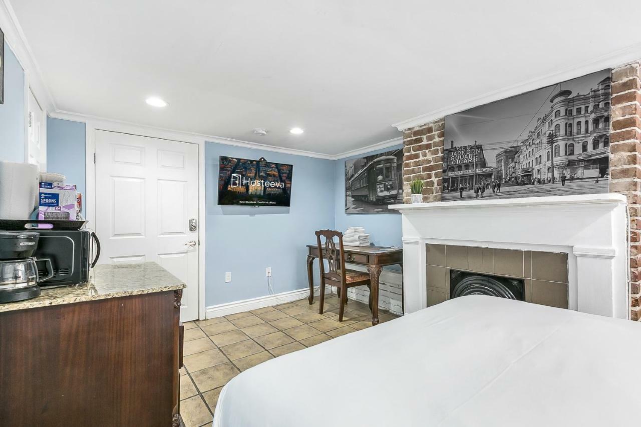 Express Close To Amenities *