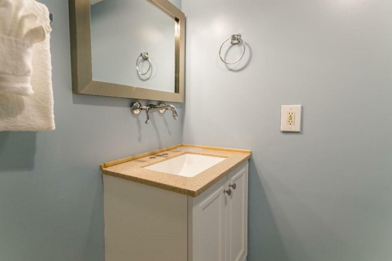 Express Close To Amenities Apartment